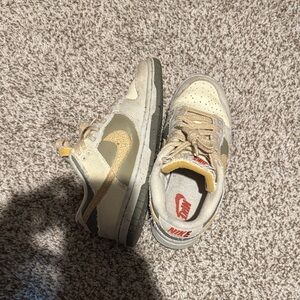 Nike Low-Top Sneakers in Cream, Olive & Tan